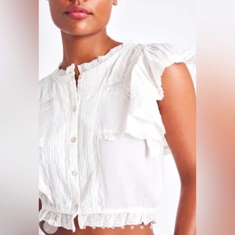 Day and Moon ruffle white crop top